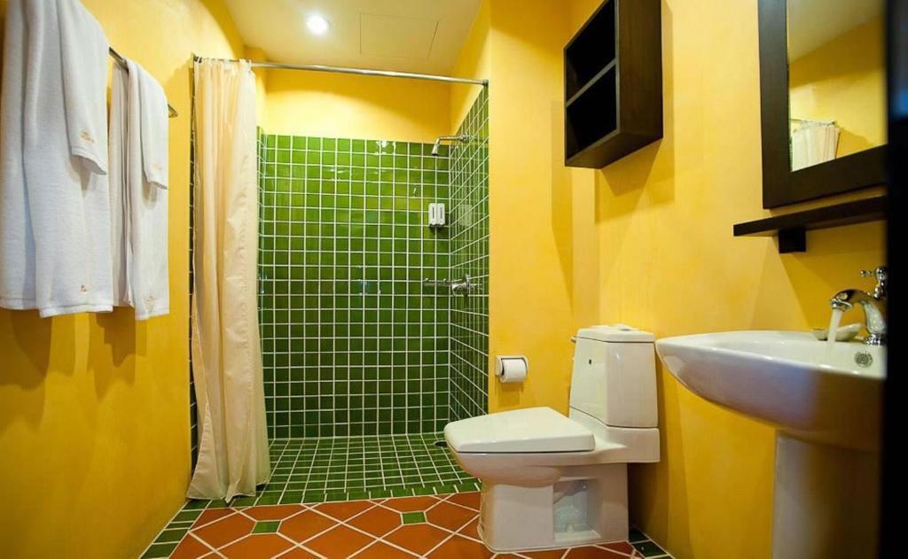 La De Bua Hotel Patong Værelse billede