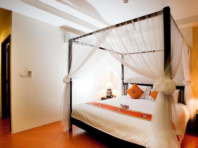 La De Bua Hotel Patong Eksteriør billede